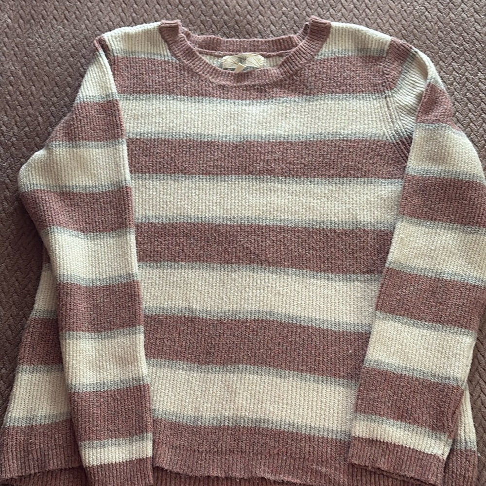 Woman’s sweater Size Large Color striped Pink, Cream, and Gray